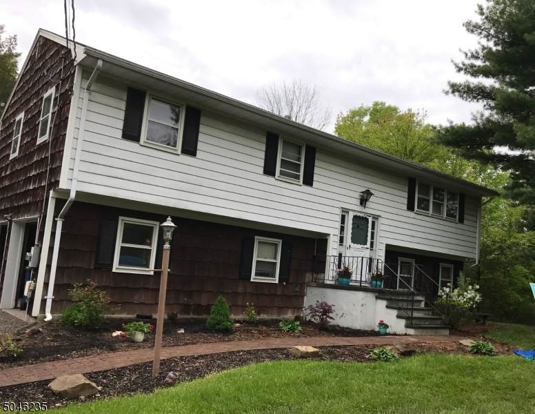 704 Cedarbrook Rd - Photo 1