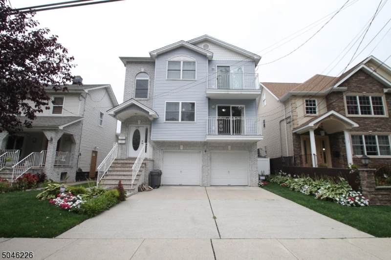 1113 Fanny St - Photo 1