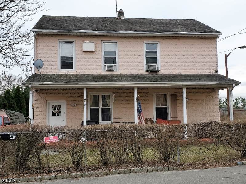 75 Bloomfield Ave - Photo 1
