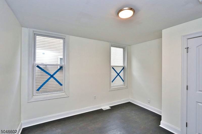 257 Avon Ave - Photo 1