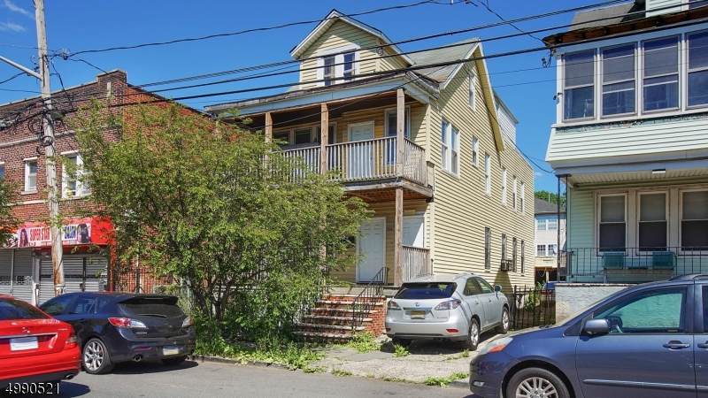 306 S 10th St - Photo 1