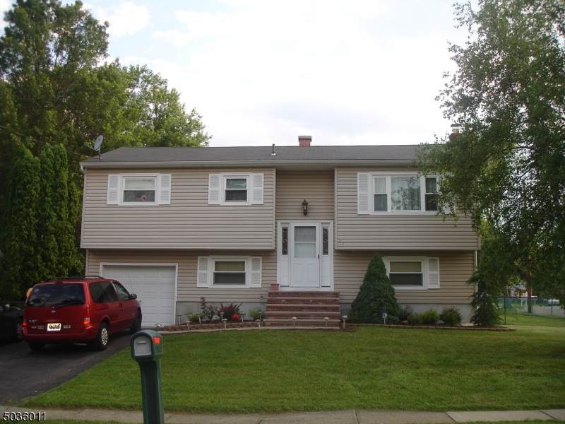21 Clover Hill Dr - Photo 1