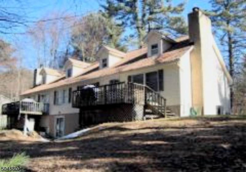 127 Hemlock - Photo 1