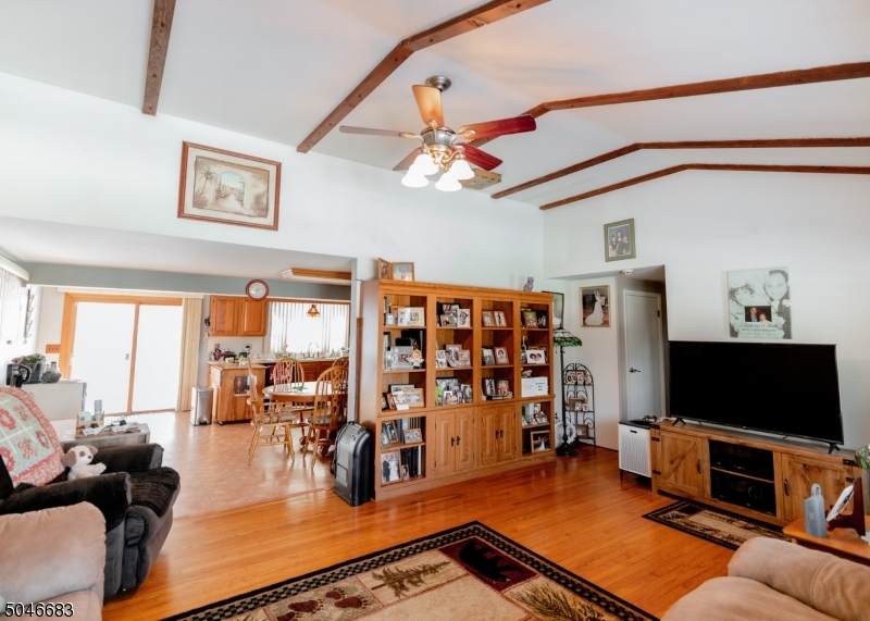 12 Mott Dr - Photo 1