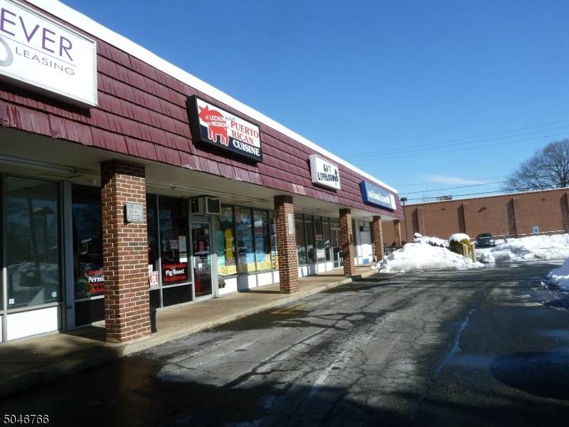 1331 Magie Ave Previous Bank - Photo 1