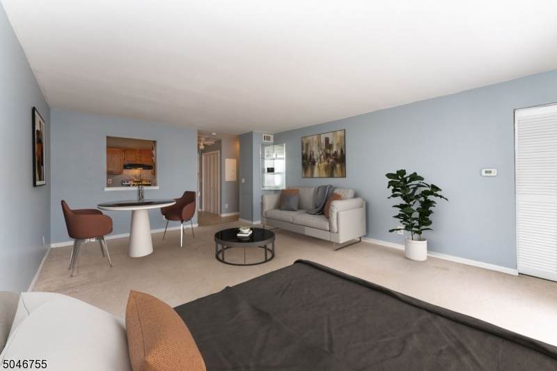 969 Bloomfield Ave - Photo 1