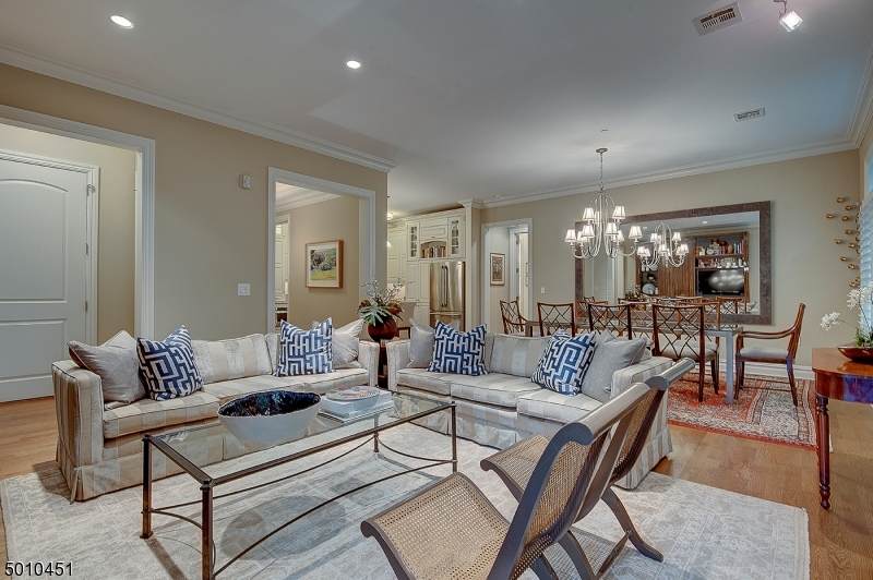 14 Euclid Ave - Photo 1