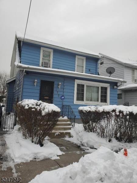 122 Carolina Ave - Photo 1
