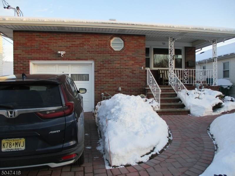 715 Knopf St - Photo 1