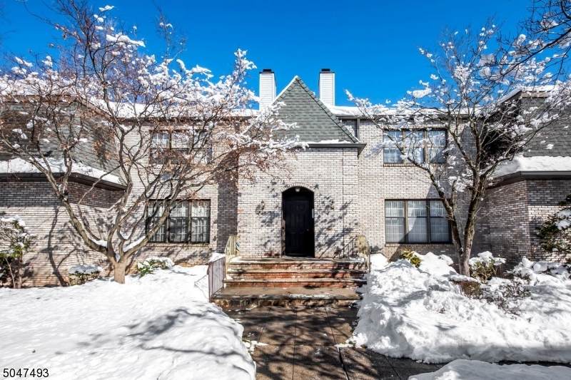 32 Falls Bridge Dr - Photo 1