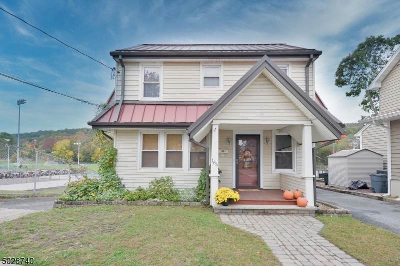 164 Bamford - Photo 1