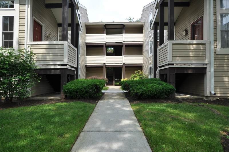 713 Pinehurst-7 - Photo 1