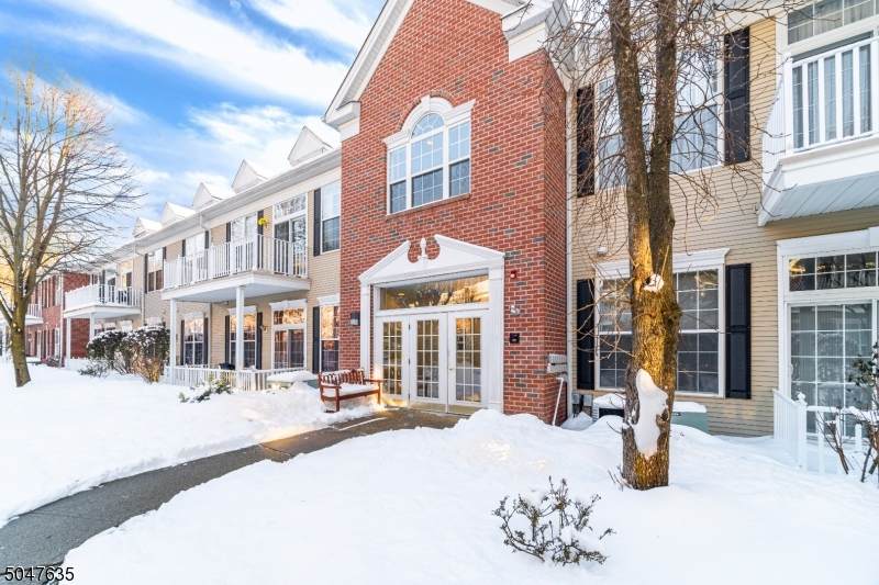 1202 Four Seasons Dr - Photo 1