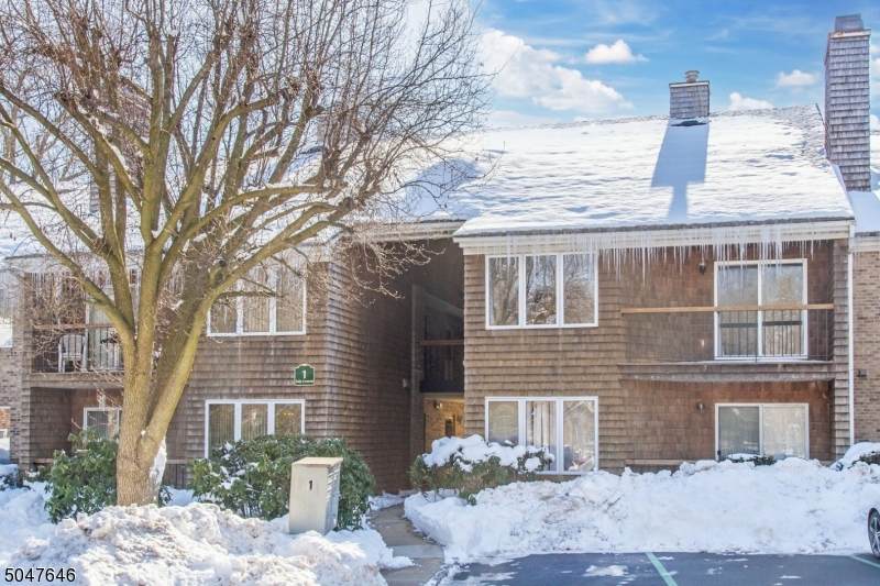 1 Tulip Cres - Photo 1