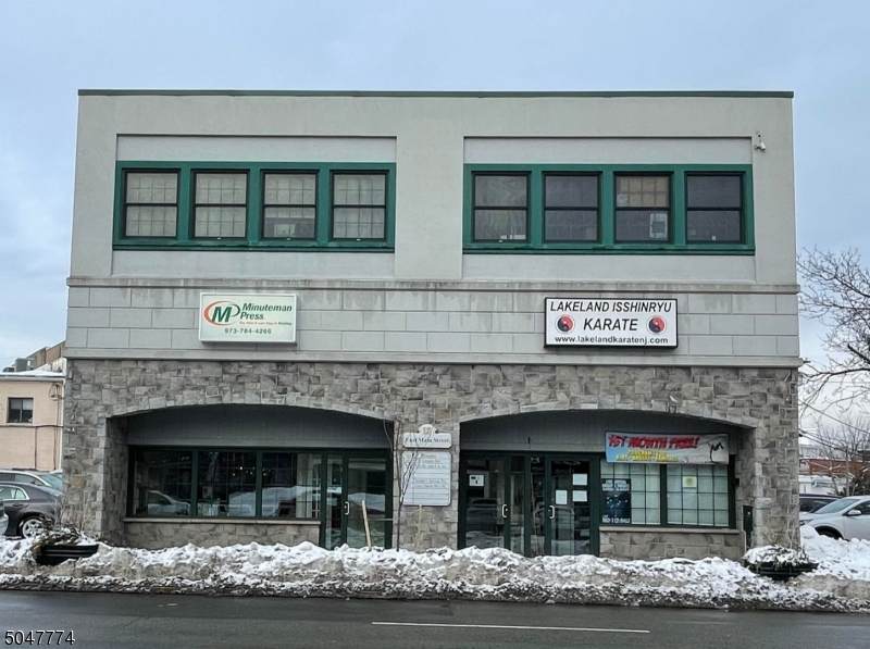 18 East Main Street - Photo 1