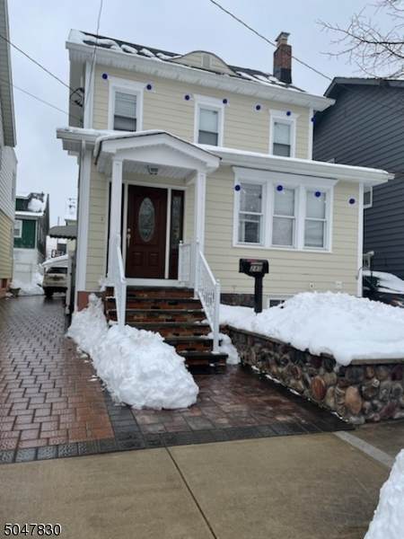 280 Ampere Pkwy - Photo 1