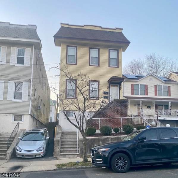 135 Watchung Ave - Photo 1