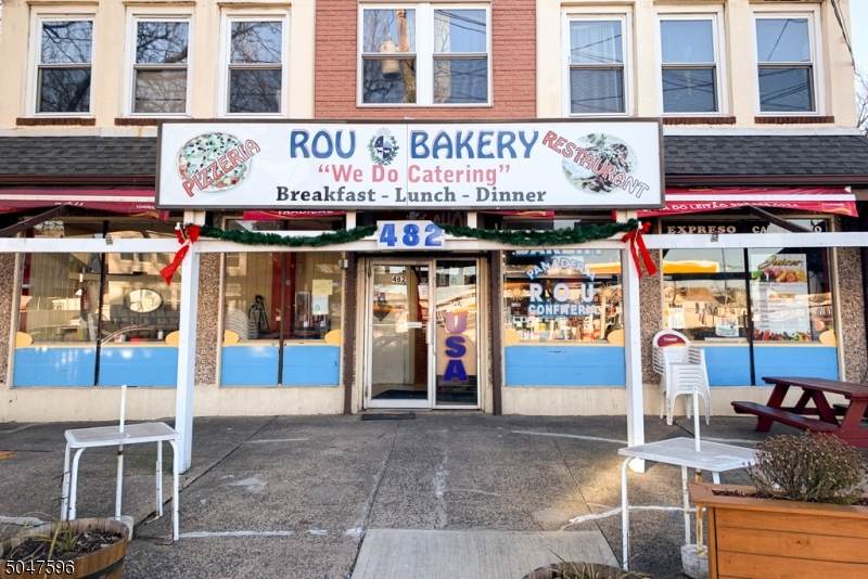 480 Rahway Ave - Photo 1
