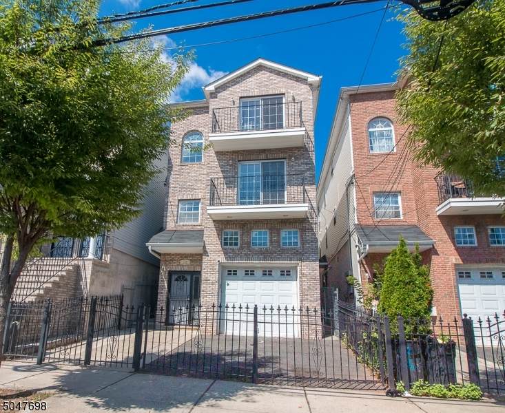 169 Camden St - Photo 1