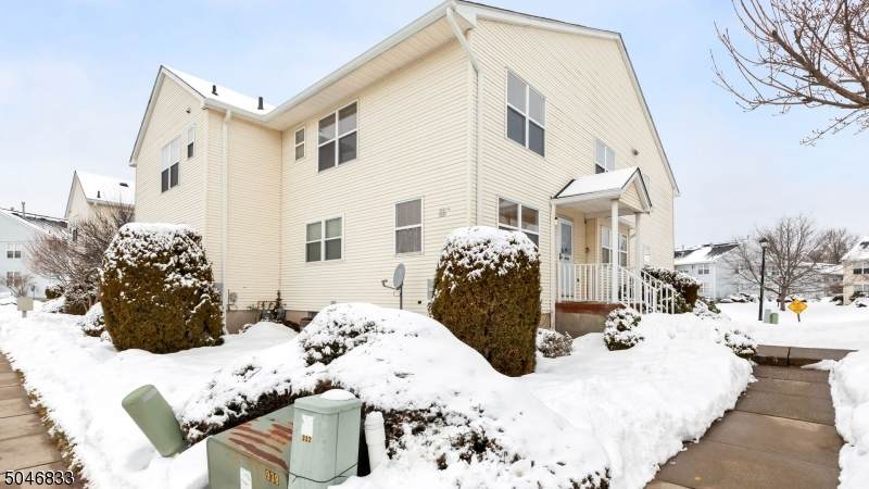166 Keswick Dr - Photo 1