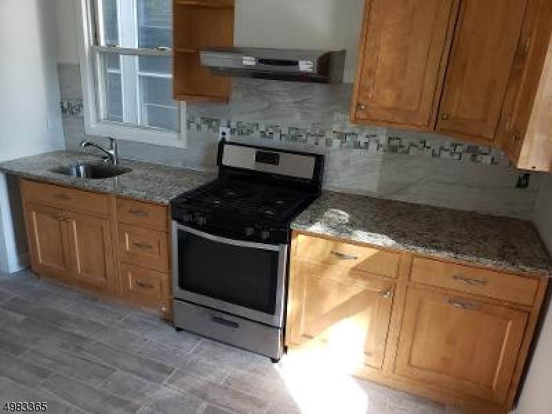 64 Llewellyn Ave - Photo 1