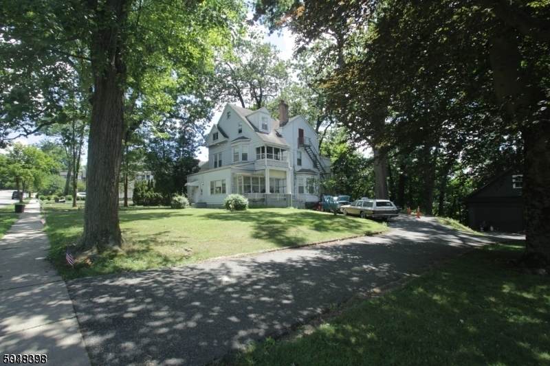 48 Crane St - Photo 1