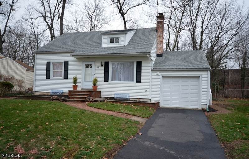 64 Lyons Pl - Photo 1