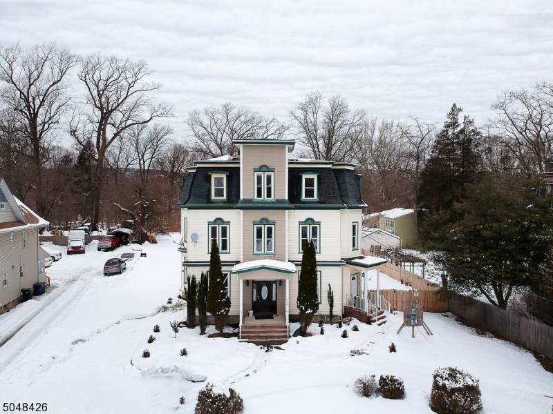 1110 Myrtle Ave - Photo 1