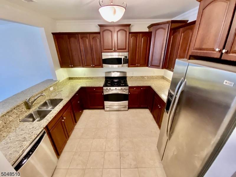 2209 Pierce Ln - Photo 1