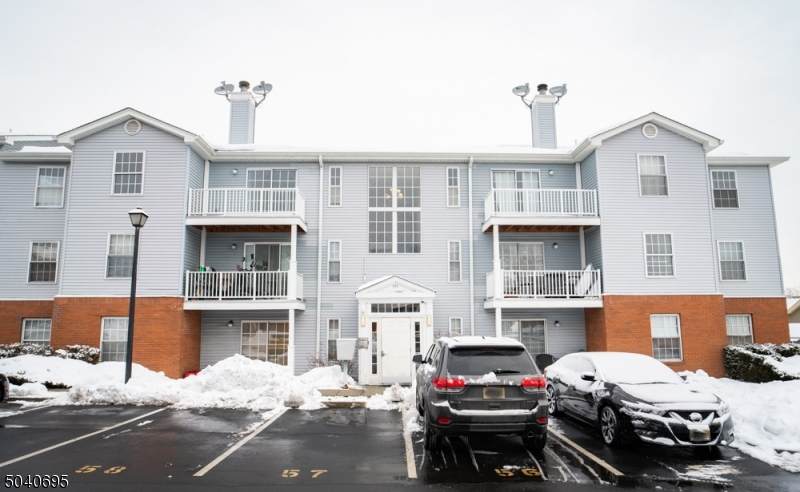 767 Summer Ave - Photo 1