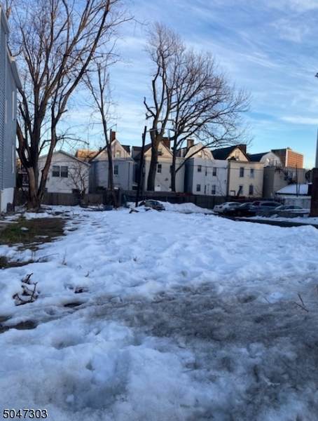 221 N 5th St - Photo 1