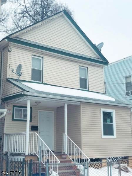 13 Willoughby St - Photo 1