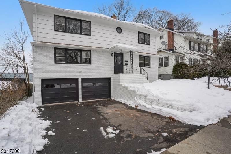 61 5th St - Photo 1