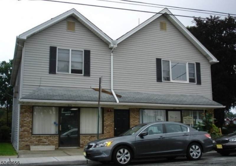 215 Main St - Photo 1