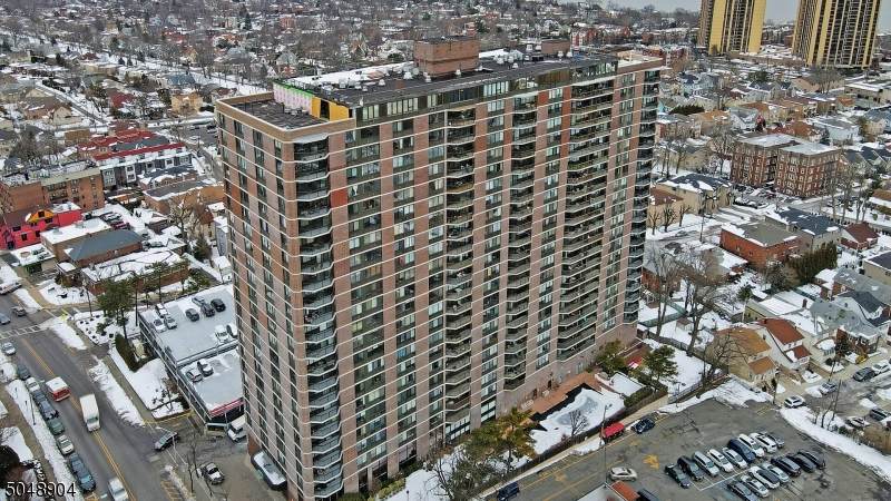 770 Anderson Ave Unit 3C - Photo 1
