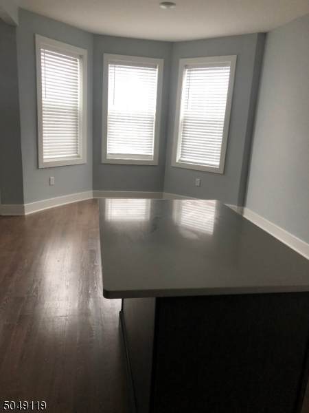 518 Hickory St - Photo 1