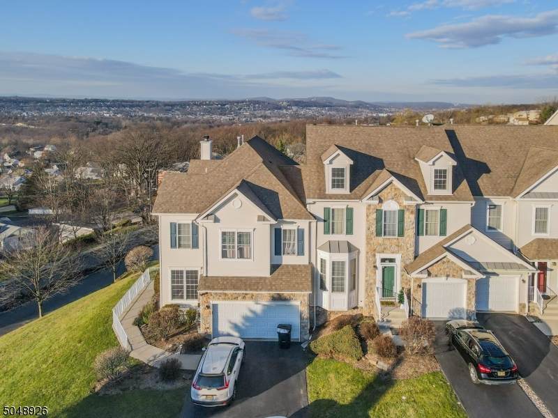 32 Winding Way - Photo 1