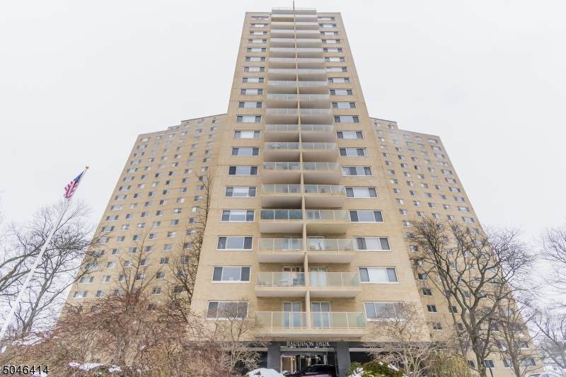 377 S Harrison St - Photo 1