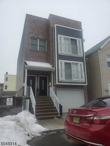 81 Warwick St - Photo 1