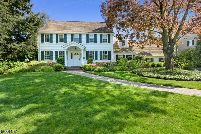 34 Crescent Pl - Photo 1