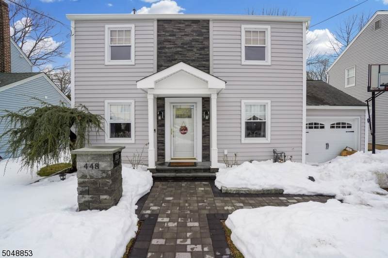 448 Stratford Rd - Photo 1
