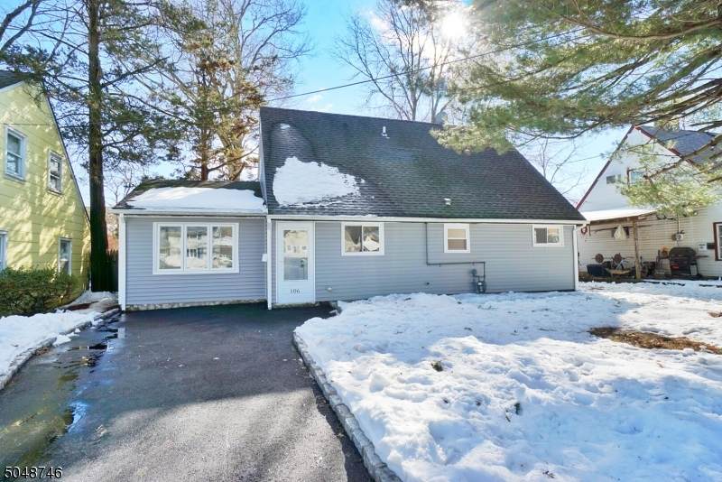 106 Ridge Rd - Photo 1