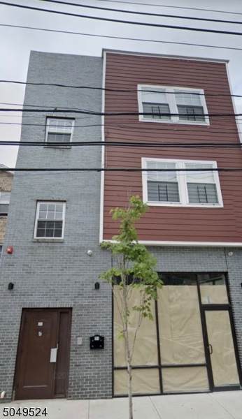 194 12th Ave - Photo 1