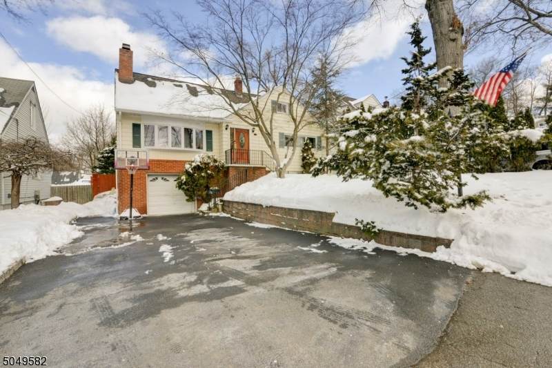 12 Bryn Mawr Rd - Photo 1