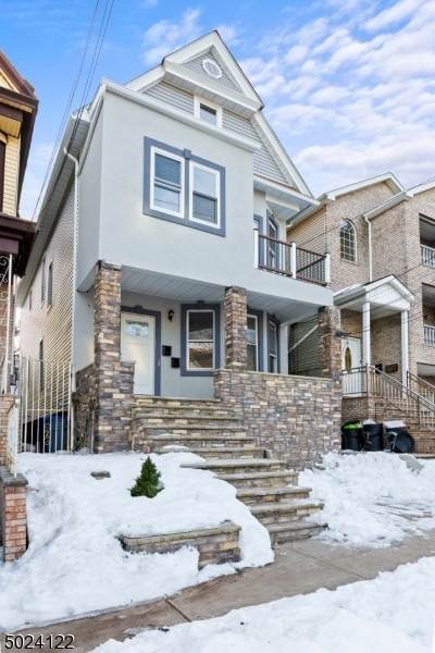 55 Bidwell Ave - Photo 1