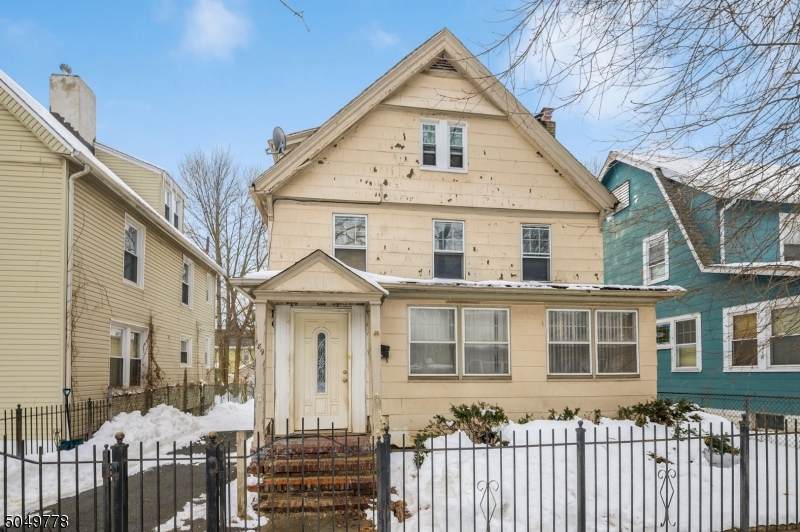 189 Brighton Ave - Photo 1