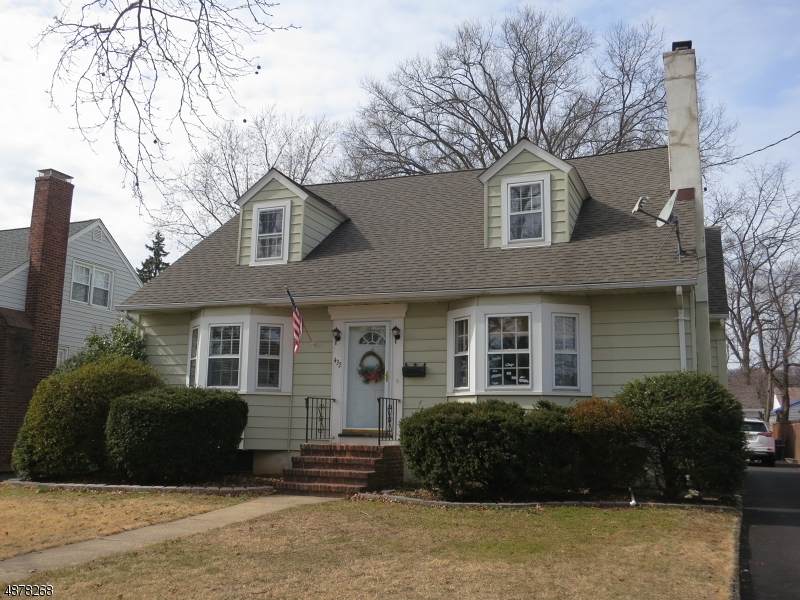 432 2nd St - Photo 1