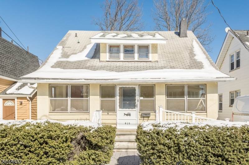 410 Clifton Blvd - Photo 1