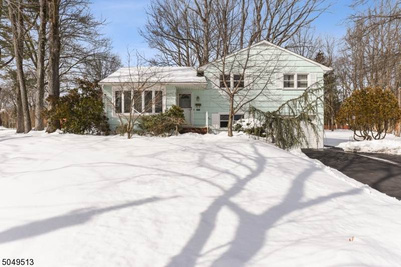 1285 White Oak Rd - Photo 1