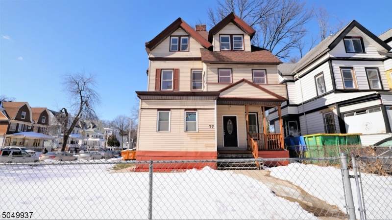 77 S Arlington Ave - Photo 1